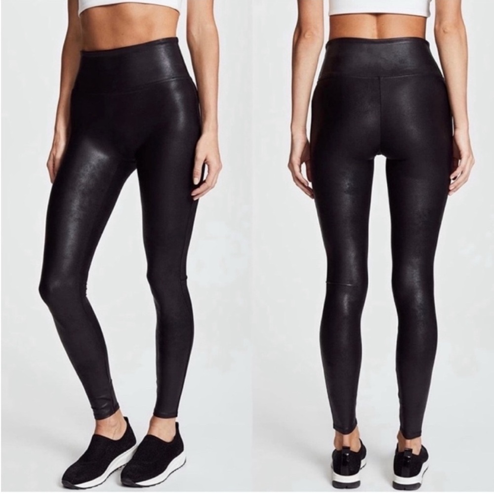 Spanx Faux Leather Leggings in Black - size small